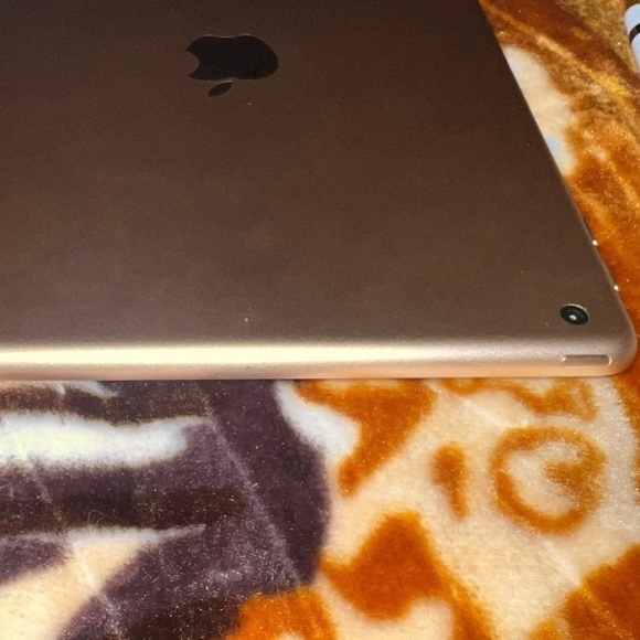 Generation 6 iPad - Picture 6 of 7